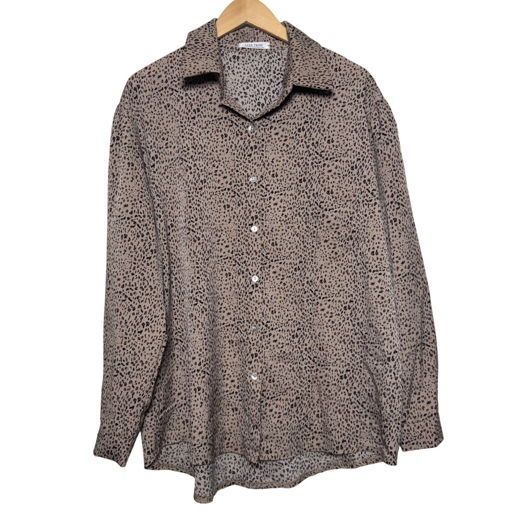 12th Tribe‎ Womens Shirt Buttondown Small Medium Tan Leopard Print Top Oversized